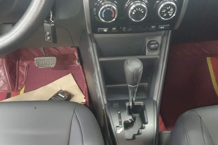 Used Toyota YARiS L Zhi Xuan 2020 X-Trail X 1.5L CVT Leading Edition Gear Lever