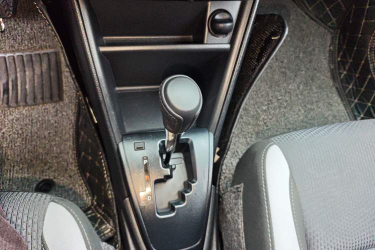 Used Toyota YARiS L Zhi Xuan 2020 X-Trail X 1.5L CVT Leading Edition Gear Lever