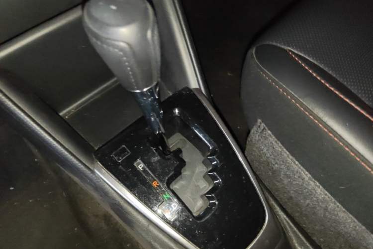 Used Toyota YARiS L Zhi Xuan 2020 X-Trail X 1.5L CVT Prestige Edition Gear Lever