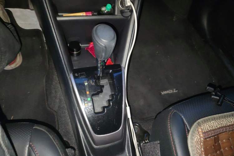 Used Toyota YARiS L Zhi Xuan 2020 X-Trail X 1.5L CVT Leading Edition Gear Lever