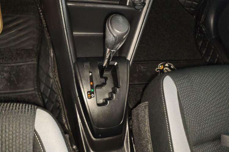 Used Toyota YARiS L Zhi Xuan 2020 X-Trail X 1.5L CVT Leading Edition Gear Lever