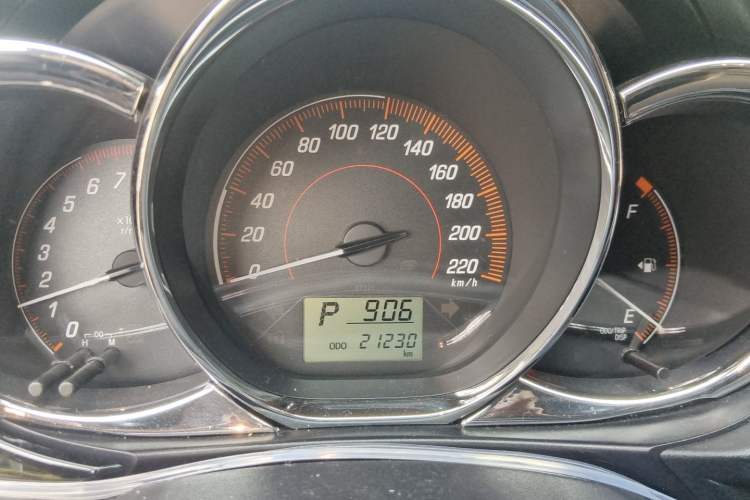 Used Toyota YARiS L Zhi Xuan 2020 X-Trail X 1.5L CVT Luxury Edition Instrument Cluster