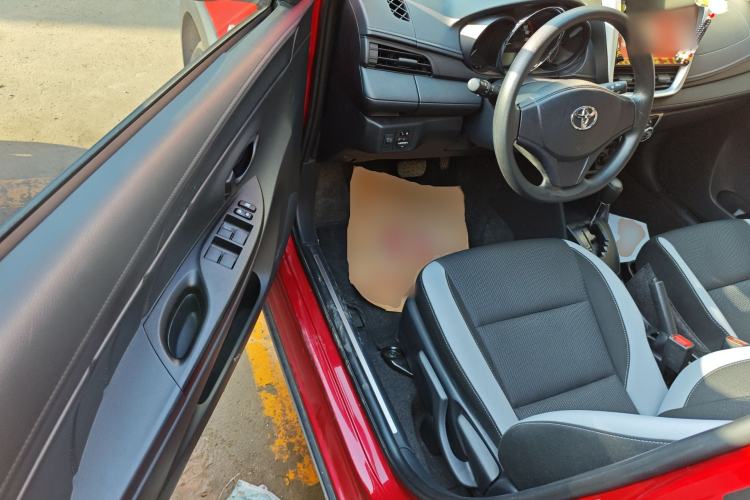 Used Toyota YARiS L Zhi Xuan 2020 X-Trail X 1.5L CVT Leading Edition Interior 3