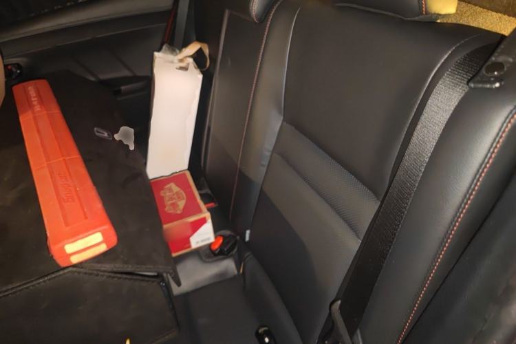 Used Toyota YARiS L Zhi Xuan 2020 X-Trail X 1.5L CVT Luxury Edition Left Rear Seat