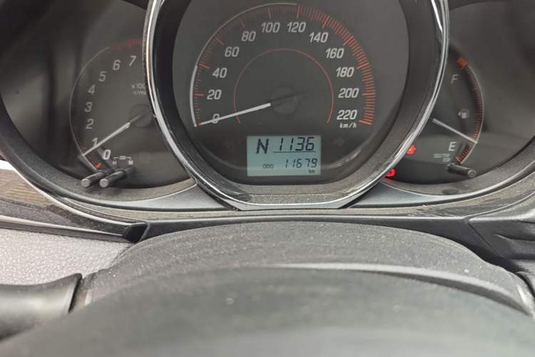 Used Toyota YARiS L Zhi Xuan 2020 X-Trail X 1.5L CVT Luxury Edition Odometer Close Up