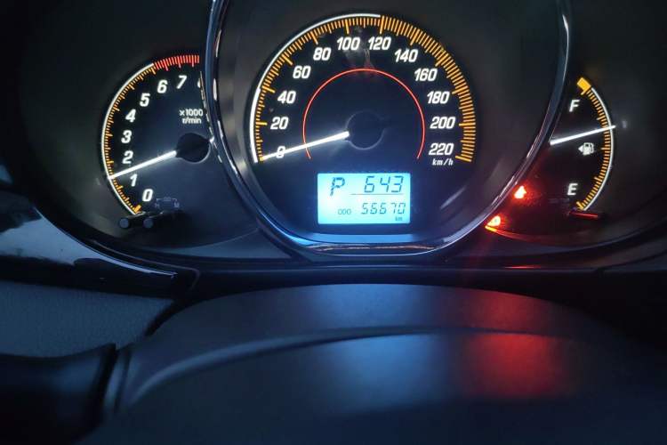 Used Toyota YARiS L Zhi Xuan 2020 X-Trail X 1.5L CVT Leading Edition Odometer Close Up