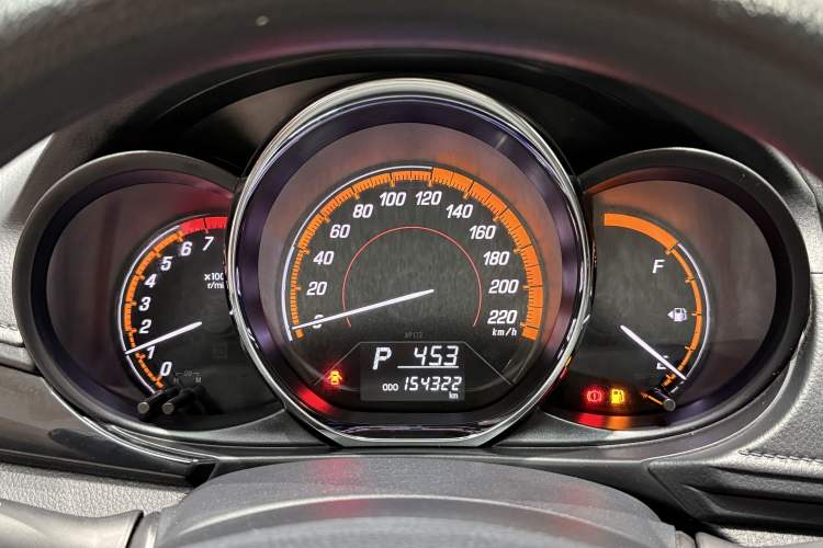 Used Toyota YARiS L Zhi Xuan 2020 X-Trail X 1.5L CVT Prestige Edition Odometer Close Up