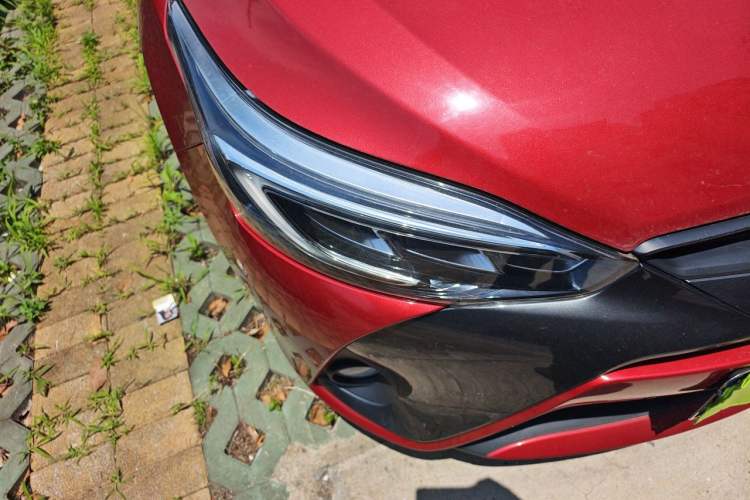 Used Toyota YARiS L Zhi Xuan 2020 1.5L CVT Luxury Edition Right Front Headlight