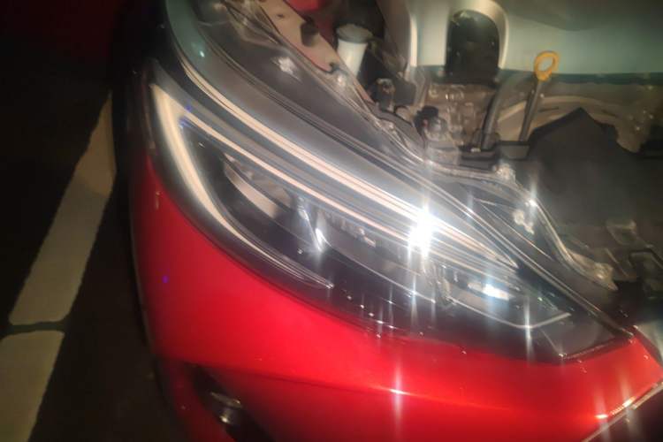 Used Toyota YARiS L Zhi Xuan 2020 X-Trail X 1.5L CVT Luxury Edition Right Front Headlight