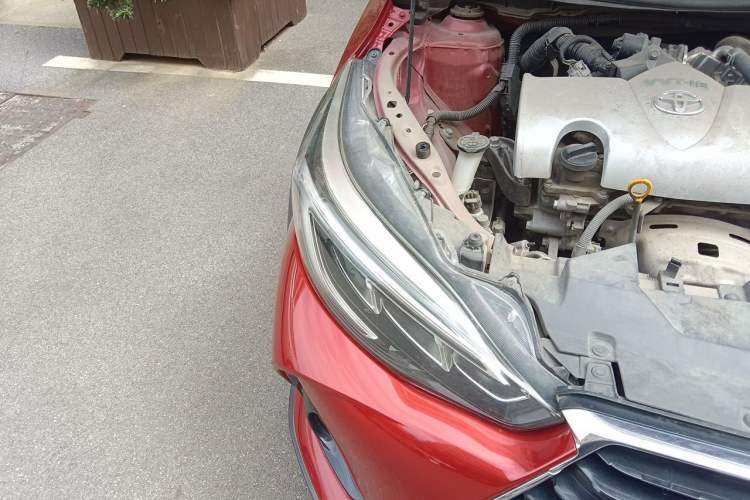 Used Toyota YARiS L Zhi Xuan 2020 X-Trail X 1.5L CVT Leading Edition Right Front Headlight