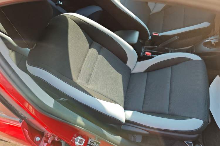 Used Toyota YARiS L Zhi Xuan 2020 X-Trail X 1.5L CVT Leading Edition Right Front Seat