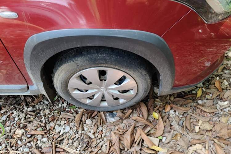 Used Toyota YARiS L Zhi Xuan 2020 X-Trail X 1.5L CVT Leading Edition Right Front Wheel Hub