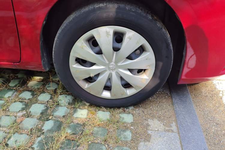 Used Toyota YARiS L Zhi Xuan 2020 1.5L CVT Leading Edition Right Front Wheel Hub
