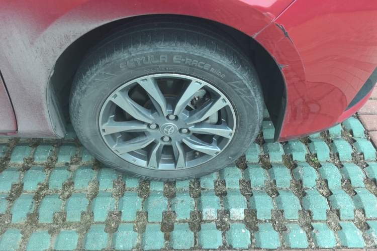 Used Toyota YARiS L Zhi Xuan 2020 1.5L CVT Leading Edition Right Front Wheel Hub