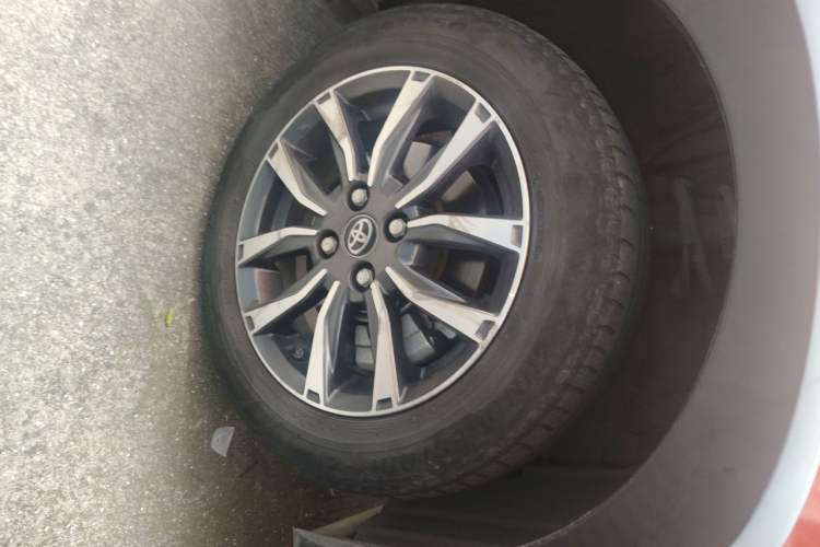 Used Toyota YARiS L Zhi Xuan 2020 X-Trail X 1.5L CVT Luxury Edition Right Front Wheel Hub