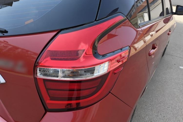 Used Toyota YARiS L Zhi Xuan 2020 1.5L CVT Leading Edition Right Rear Taillight