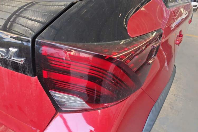 Used Toyota YARiS L Zhi Xuan 2020 X-Trail X 1.5L CVT Luxury Edition Right Rear Taillight