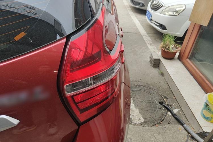 Used Toyota YARiS L Zhi Xuan 2020 1.5L CVT Leading Edition Right Rear Taillight