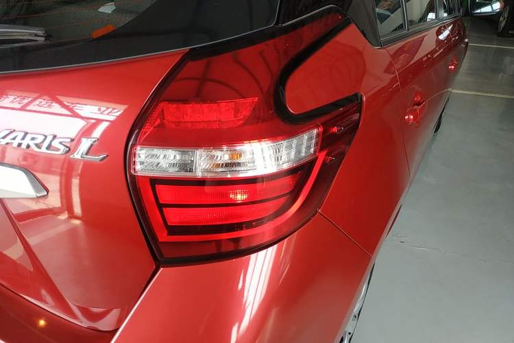 Used Toyota YARiS L Zhi Xuan 2020 1.5L CVT Leading Edition Right Rear Taillight