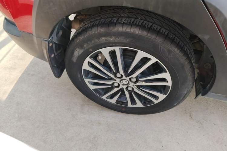 Used Toyota YARiS L Zhi Xuan 2020 X-Trail X 1.5L CVT Leading Edition Right Rear Wheel Hub