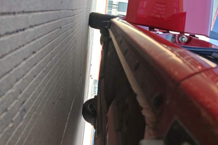 Used Toyota YARiS L Zhi Xuan 2020 1.5L CVT Leading Edition Right Side Sill