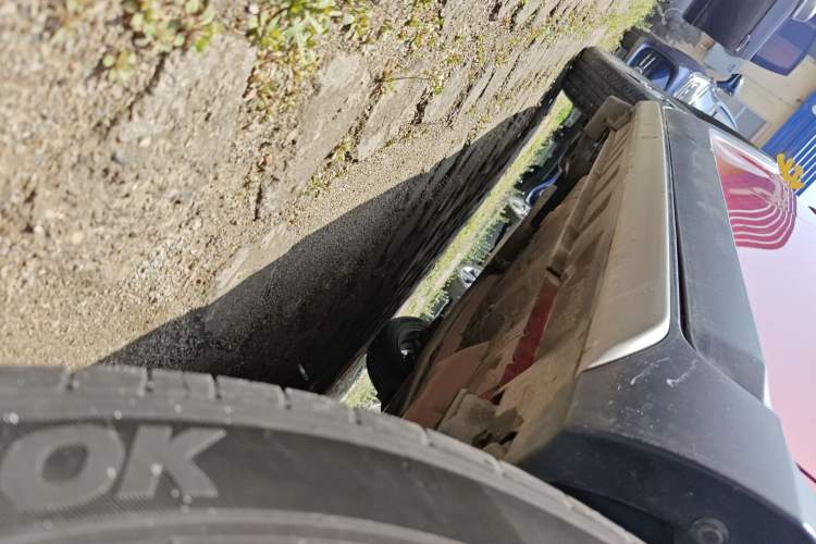 Used Toyota YARiS L Zhi Xuan 2020 X-Trail X 1.5L CVT Leading Edition Right Side Sill