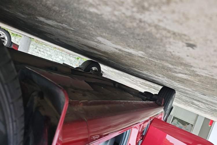 Used Toyota YARiS L Zhi Xuan 2020 1.5L CVT Luxury Edition Right Side Sill