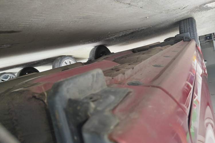 Used Toyota YARiS L Zhi Xuan 2020 1.5L CVT Leading Edition Right Side Sill