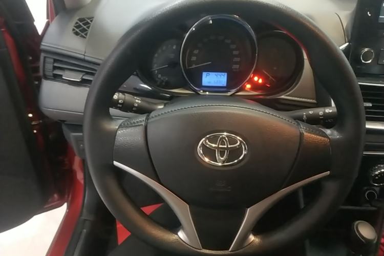 Used Toyota YARiS L Zhi Xuan 2020 X-Trail X 1.5L CVT Luxury Edition Steering Wheel
