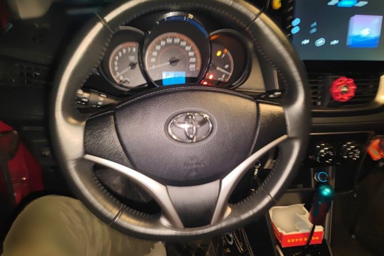 Used Toyota YARiS L Zhi Xuan 2020 X-Trail X 1.5L CVT Luxury Edition Steering Wheel