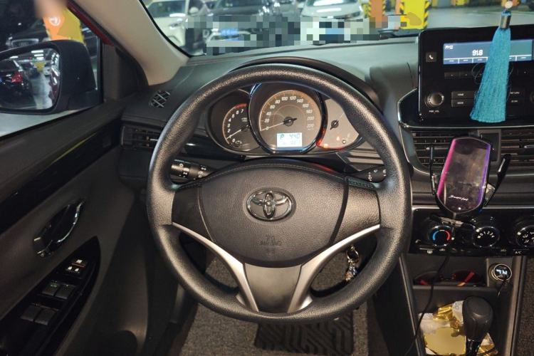 Used Toyota YARiS L Zhi Xuan 2020 X-Trail X 1.5L CVT Luxury Edition Steering Wheel