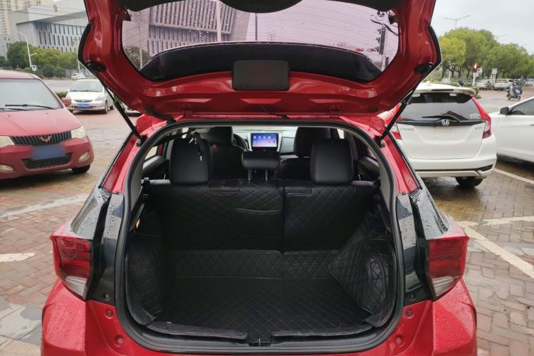 Used Toyota YARiS L Zhi Xuan 2020 X-Trail X 1.5L CVT Luxury Edition Trunk
