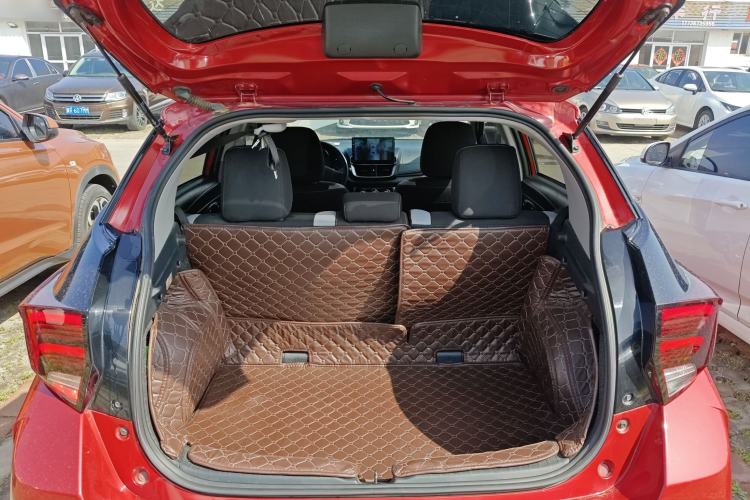 Used Toyota YARiS L Zhi Xuan 2020 X-Trail X 1.5L CVT Leading Edition Trunk