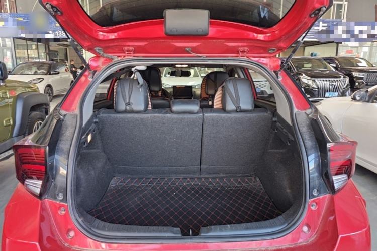 Used Toyota YARiS L Zhi Xuan 2020 X-Trail X 1.5L CVT Luxury Edition Trunk