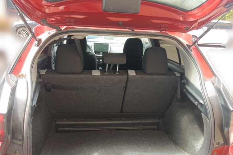 Used Toyota YARiS L Zhi Xuan 2020 X-Trail X 1.5L CVT Leading Edition Trunk