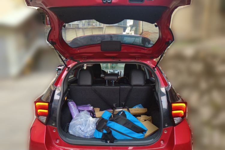 Used Toyota YARiS L Zhi Xuan 2020 X-Trail X 1.5L CVT Luxury Edition Trunk