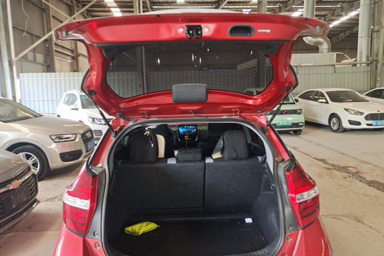Used Toyota YARiS L Zhi Xuan 2020 1.5L CVT Leading Edition Trunk