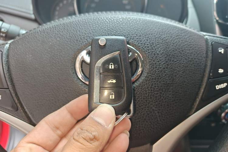 Used Toyota YARiS L Zhi Xuan 2020 1.5L CVT Leading Edition Vehicle Key