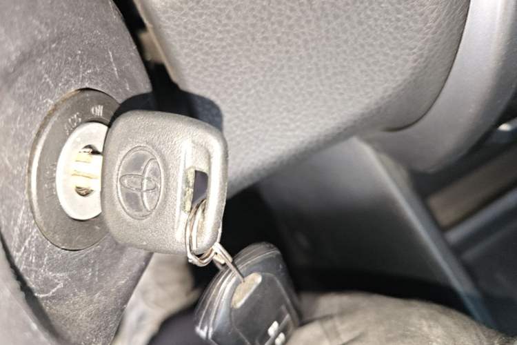 Used Toyota YARiS L Zhi Xuan 2020 1.5L CVT Leading Edition Vehicle Key