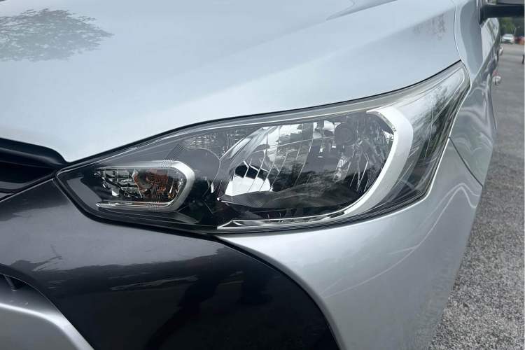 Used Toyota YARiS L Zhi Xuan 2020 1.5L CVT Leading Edition Left Front Headlight