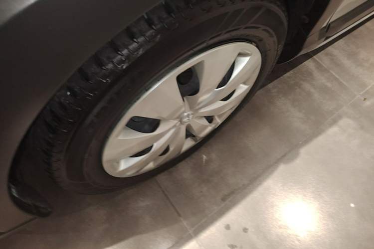 Used Toyota YARiS L Zhi Xuan 2020 X-Trail X 1.5L CVT Leading Edition Left Front Wheel Hub