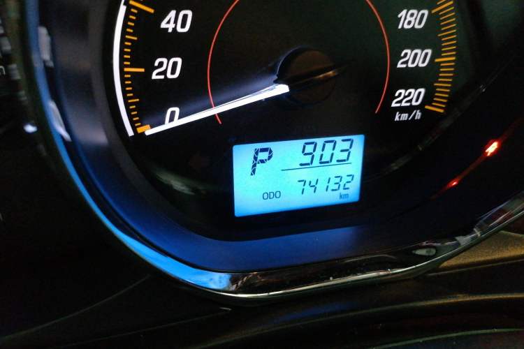 Used Toyota YARiS L Zhi Xuan 2020 X-Trail X 1.5L CVT Leading Edition Odometer Close Up