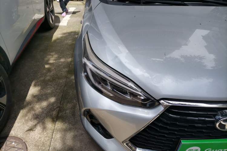 Used Toyota YARiS L Zhi Xuan 2020 X-Trail X 1.5L CVT Leading Edition Right Front Headlight