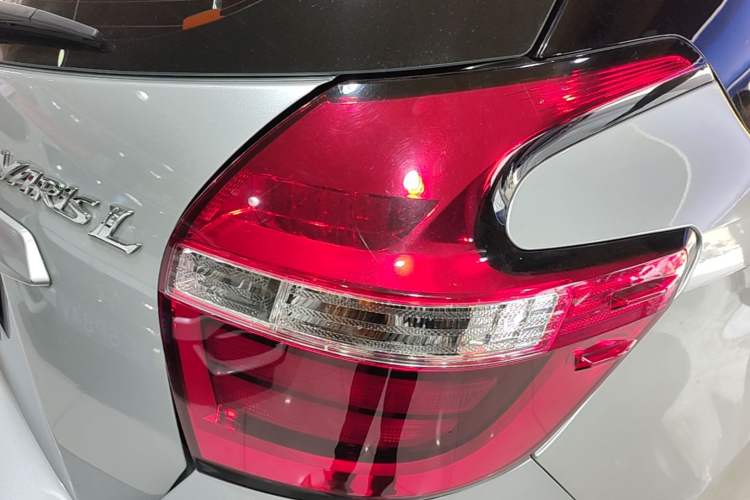 Used Toyota YARiS L Zhi Xuan 2020 1.5L CVT Leading Edition Right Rear Taillight