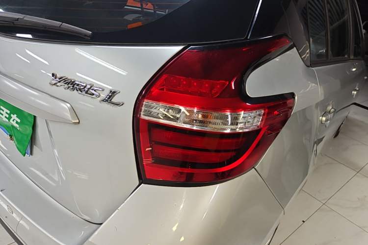 Used Toyota YARiS L Zhi Xuan 2020 1.5L CVT Leading Edition Right Rear Taillight