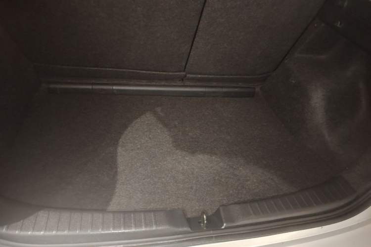 Used Toyota YARiS L Zhi Xuan 2020 X-Trail X 1.5L CVT Leading Edition Trunk