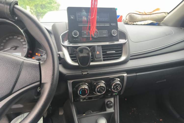 Used Toyota YARiS L Zhi Xuan 2020 X-Trail X 1.5L CVT Leading Edition Audio And AC Panel