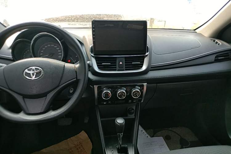 Used Toyota YARiS L Zhi Xuan 2020 1.5L CVT Leading Edition Audio And AC Panel