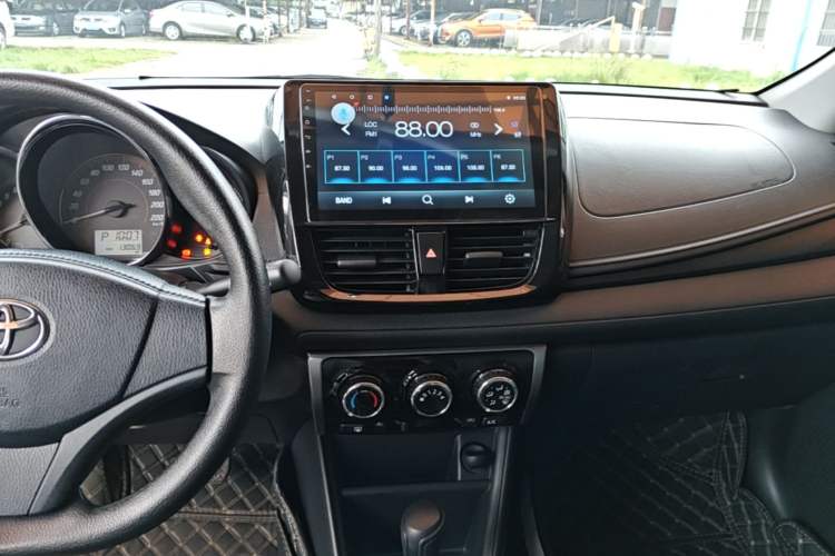 Used Toyota YARiS L Zhi Xuan 2020 1.5L CVT Leading Edition Audio And AC Panel