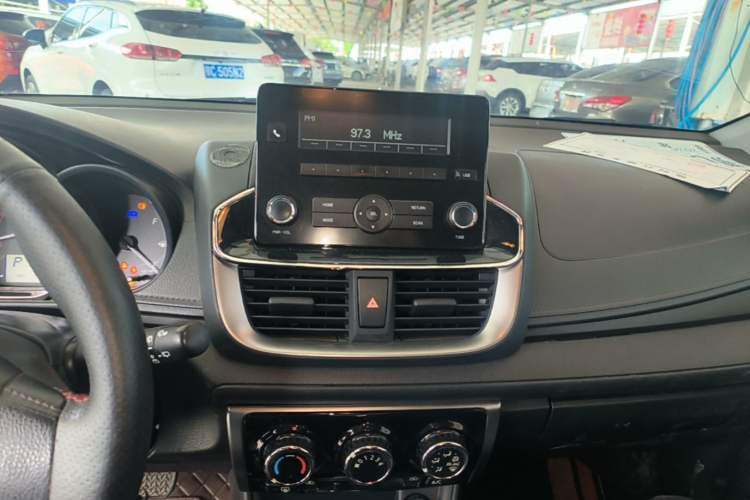 Used Toyota YARiS L Zhi Xuan 2020 1.5L CVT Leading Edition Audio And AC Panel